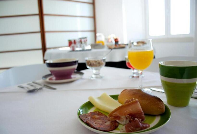 هتل روستایی Abade João