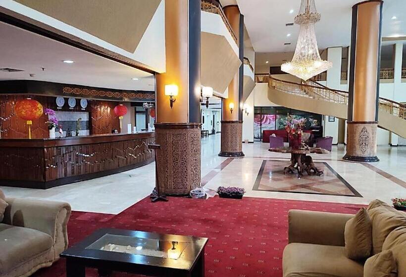 בית מלון כפרי The New Benakutai