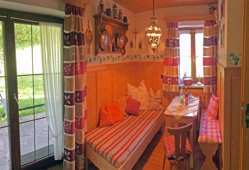 ホテル Weissenhof