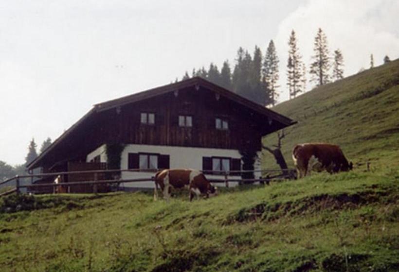 ホテル Weissenhof