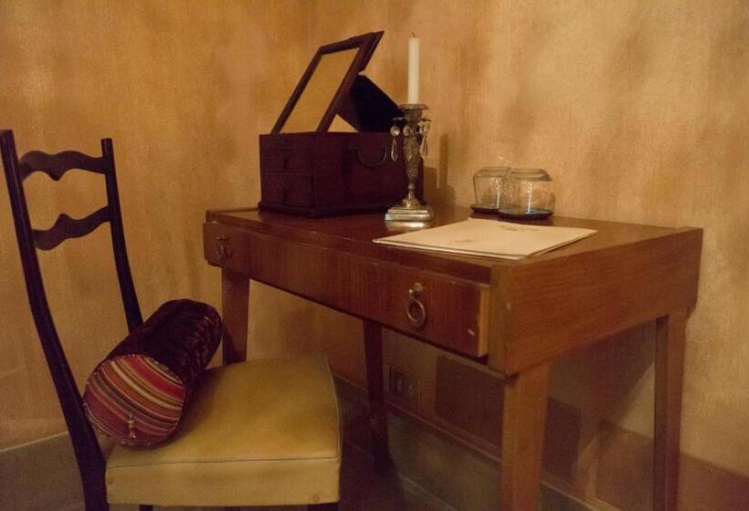 ペンション Casa Baladin Camere Di Charme E Agronidi Dell'open Garden