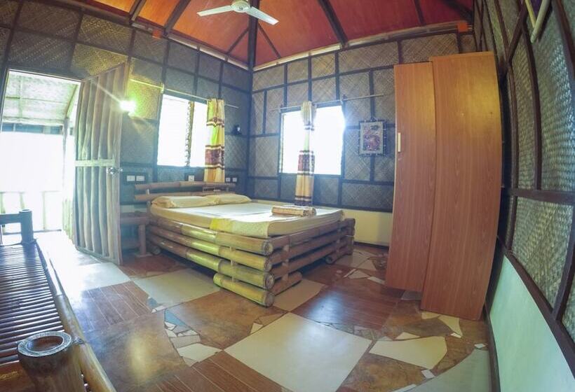 پانسیون Chelle S Guesthouse And Backpackers