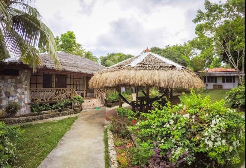 پانسیون Chelle S Guesthouse And Backpackers