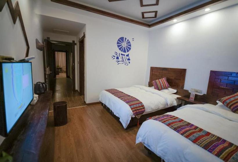 بنسيون Floral  · Spring Guesthouse Zhangjiajie