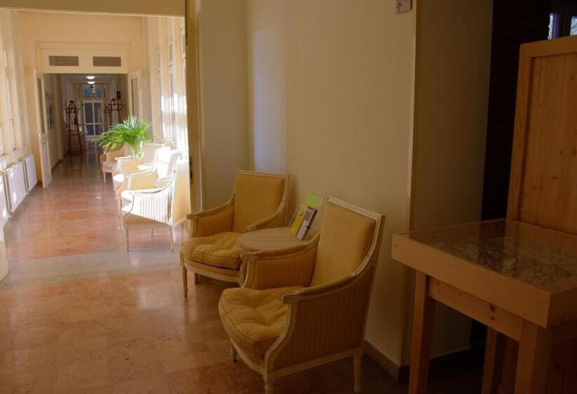 펜션 Guesthouse   Cultural Center Gustav Mahler