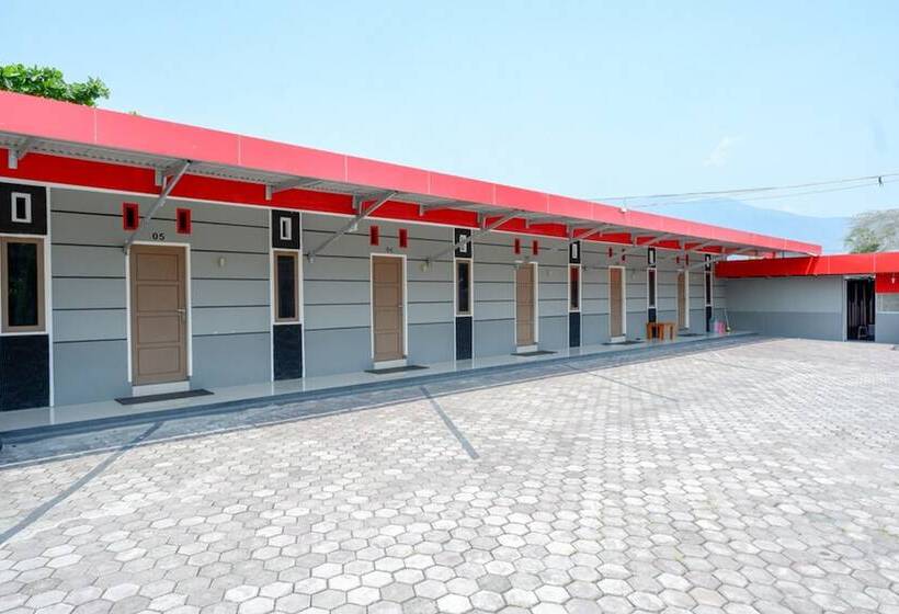 Pension Koolkost Near Rs Samaritan Palu