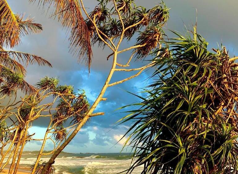 Пансион Mirage Beach House At Morava Court