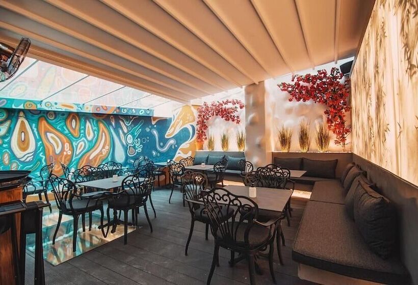 Project 3 Urban Chic