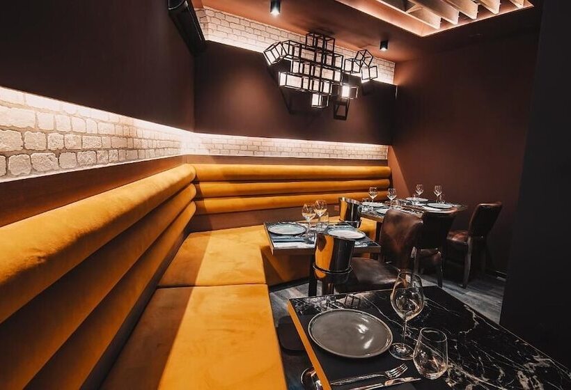 Project 3 Urban Chic