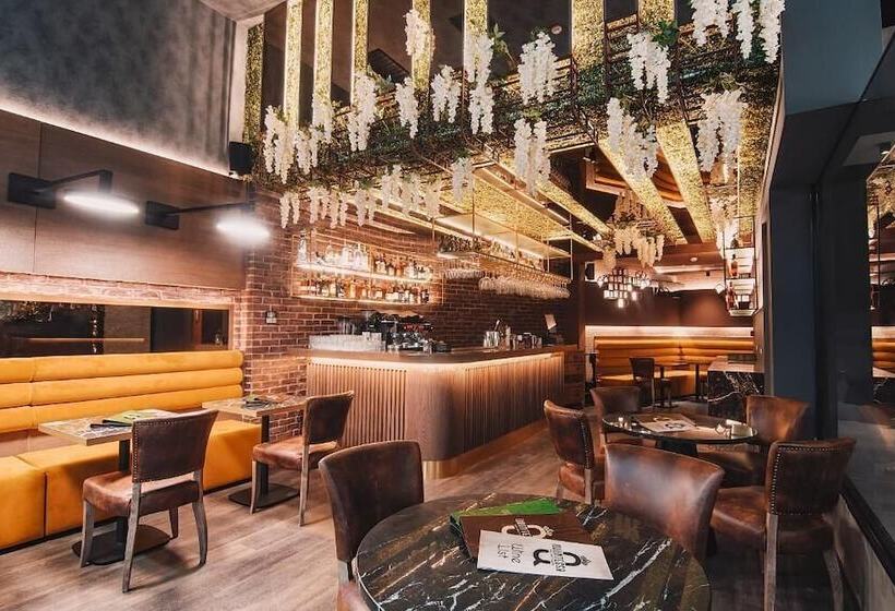 Project 3 Urban Chic