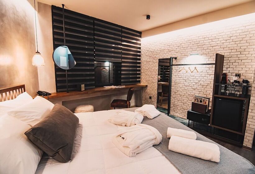 Project 3 Urban Chic