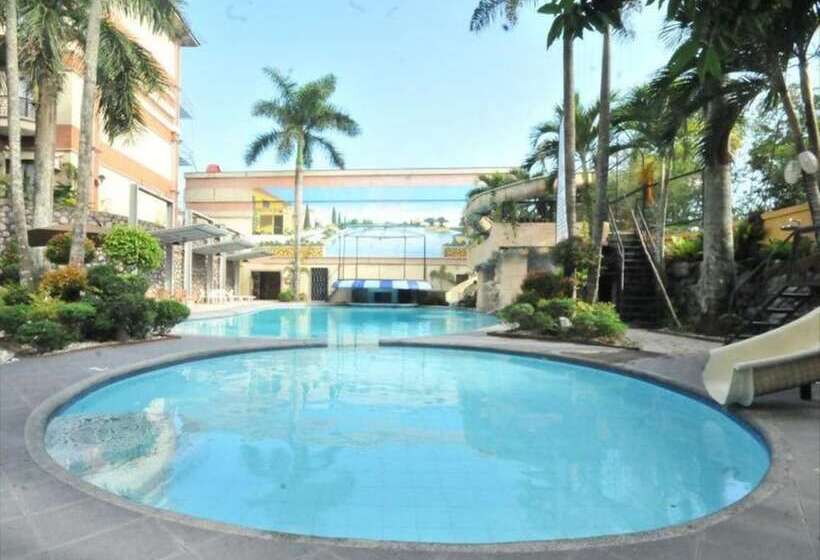 Queen Margarette Hotel   Main