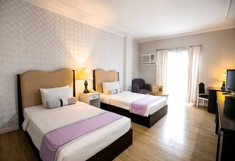 Queen Margarette Hotel   Main