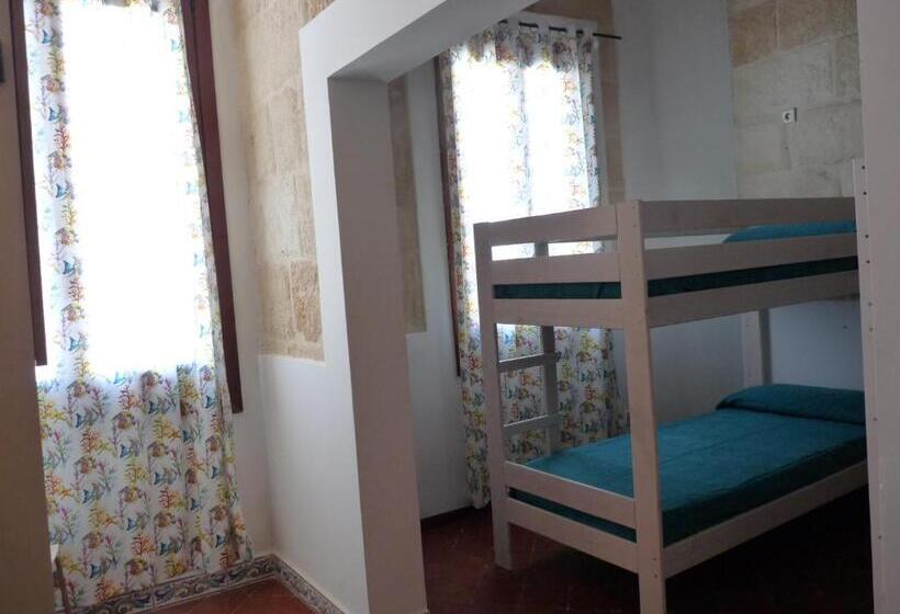 Hostel Menorca