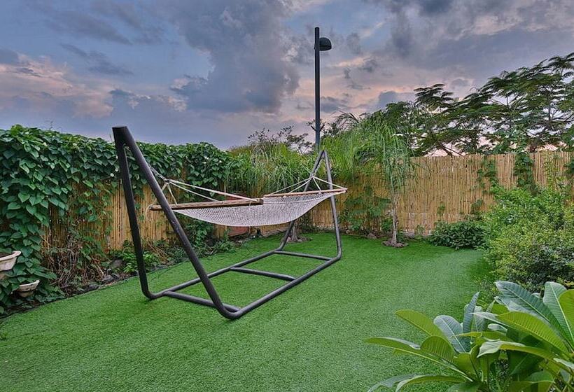 بنسيون Atzula Bagolan