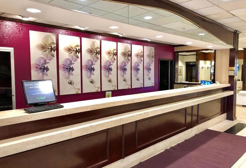 فندق E  Banquet And Conference Center  Edison