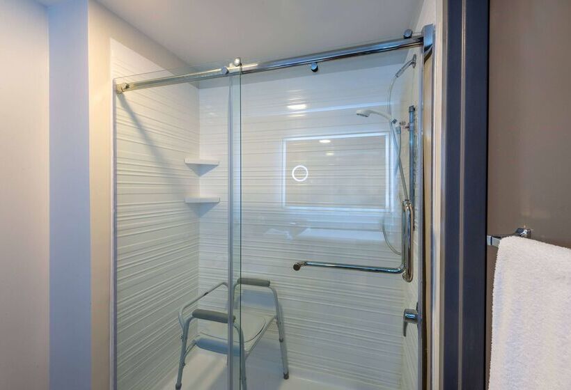 41 Lakefront Hotel, Trademark Collection By Wyndham