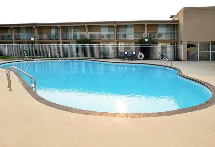 هتل Americas Best Value Inn  Campus View