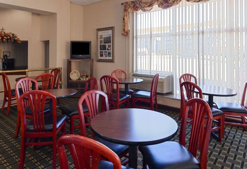 فندق Studio 6 Suites Memphis, Tn East Memphis