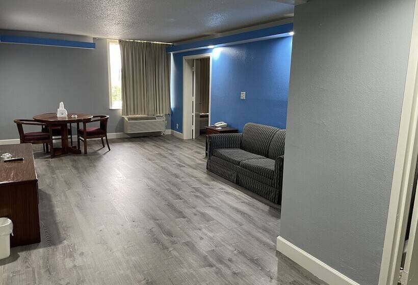 فندق Studio 6 Suites Memphis, Tn East Memphis