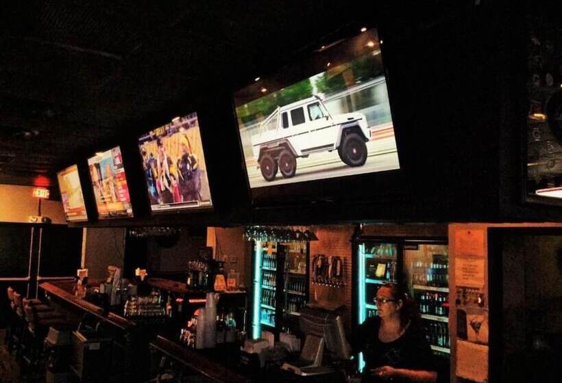 فندق Apm Inn And Suite