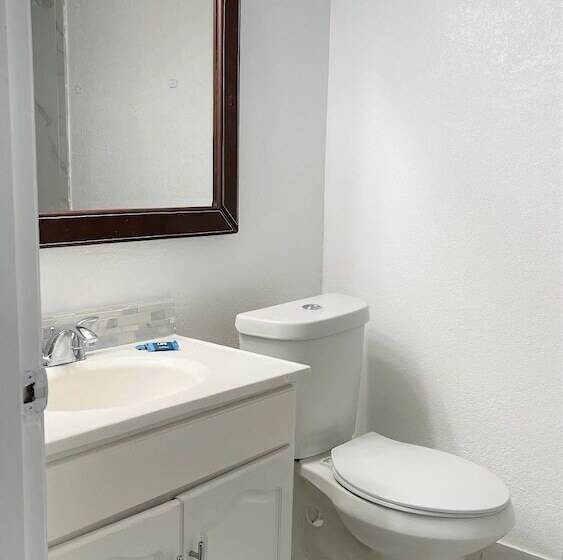 فندق Apm Inn And Suite