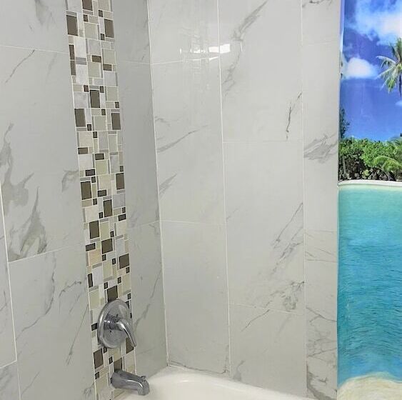 فندق Apm Inn And Suite