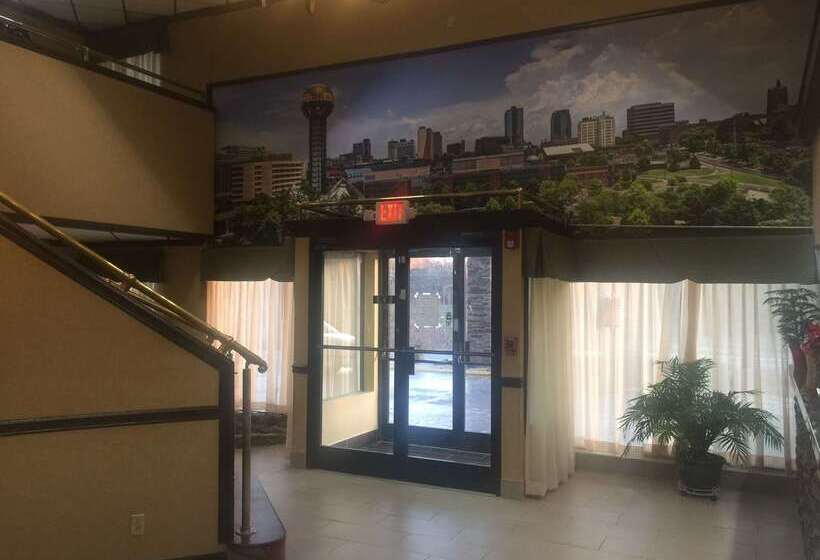 هتل Baymont By Wyndham Knoxville I75