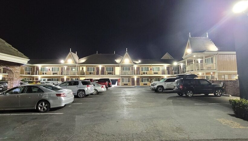 فندق Bayside Inn & Suites Eureka