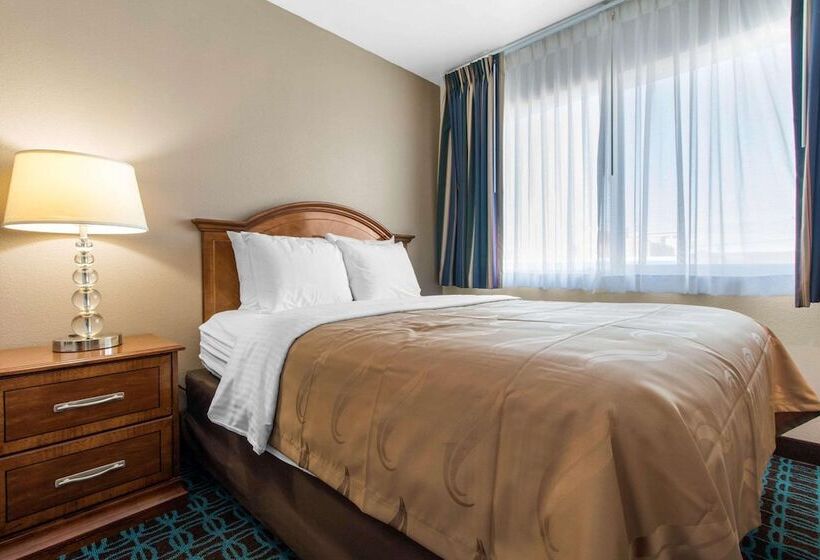 فندق Bayside Inn & Suites Eureka