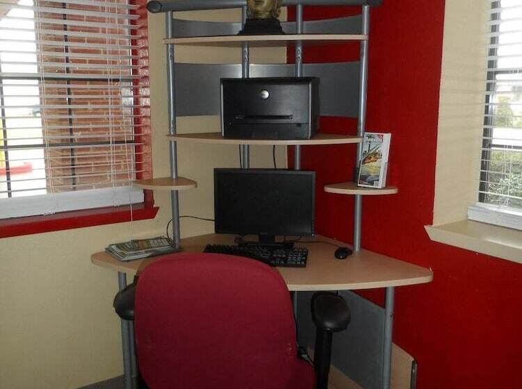 בית מלון כפרי Budgetel Inn Houston/nasa