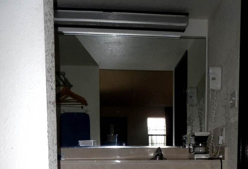 בית מלון כפרי Budgetel Inn Houston/nasa