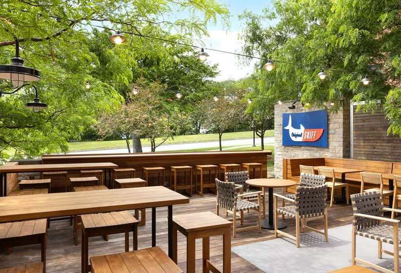 هتل Champlain Burlington, Curio Collection By Hilton