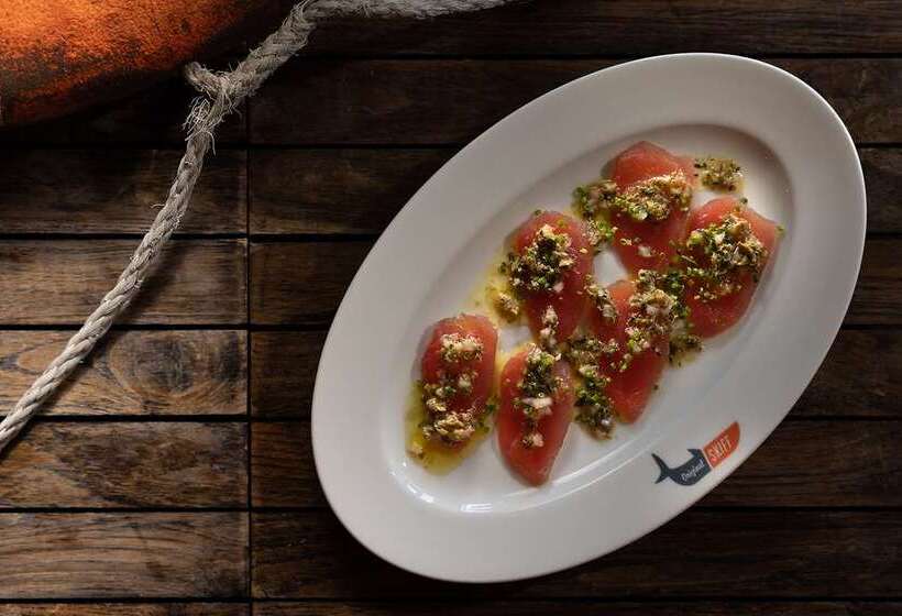 هتل Champlain Burlington, Curio Collection By Hilton