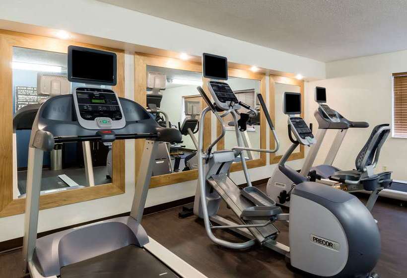 ホテル Clarion Inn Seekonk   Providence