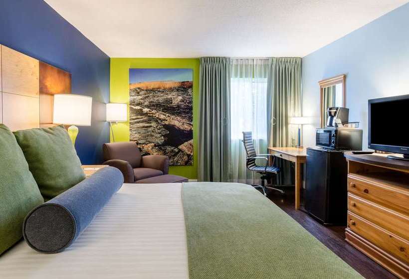 ホテル Clarion Inn Seekonk   Providence