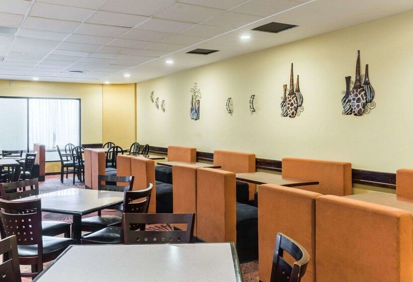 Clarion Hotel Somerset   New Brunswick