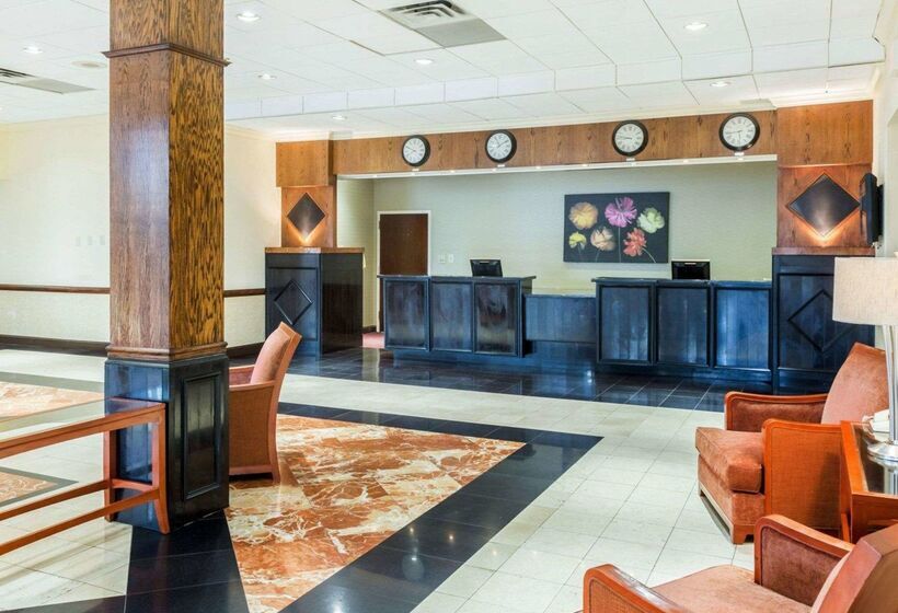 Clarion Hotel Somerset   New Brunswick