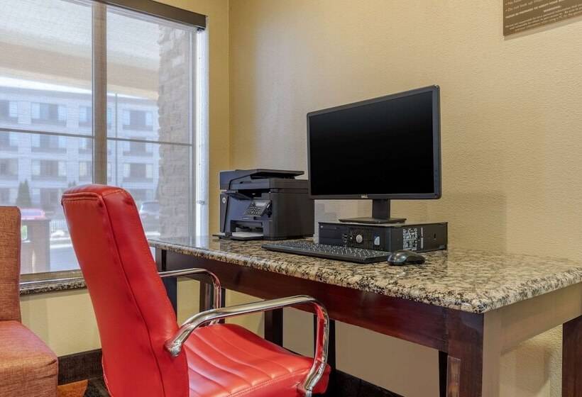 فندق Comfort Inn & Suites Kenosha Pleasant Prairie