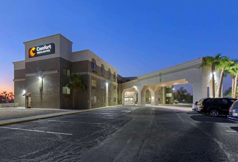 Отель Comfort Inn & Suites Surprise Near Sun City West