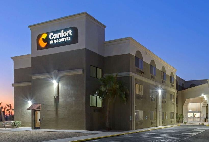 Отель Comfort Inn & Suites Surprise Near Sun City West