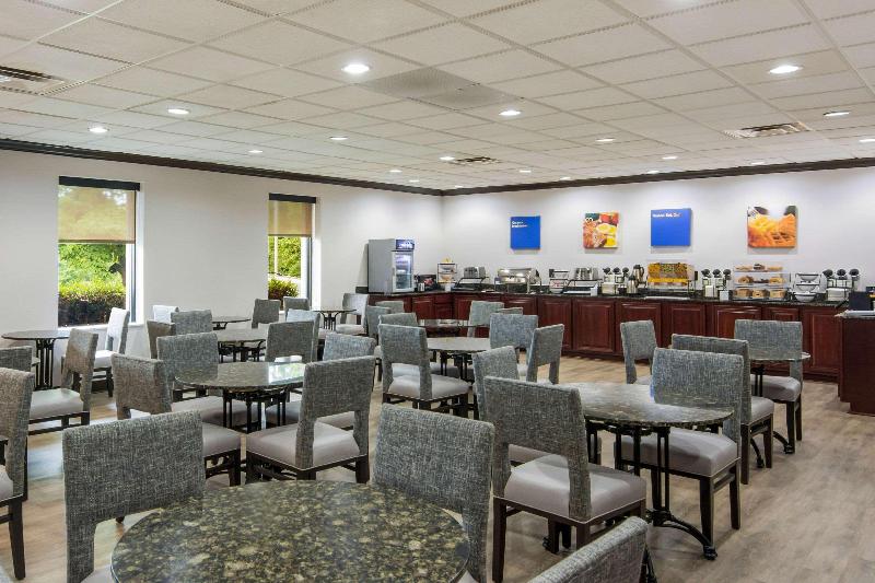 Отель Comfort Inn Monticello Charlottesville