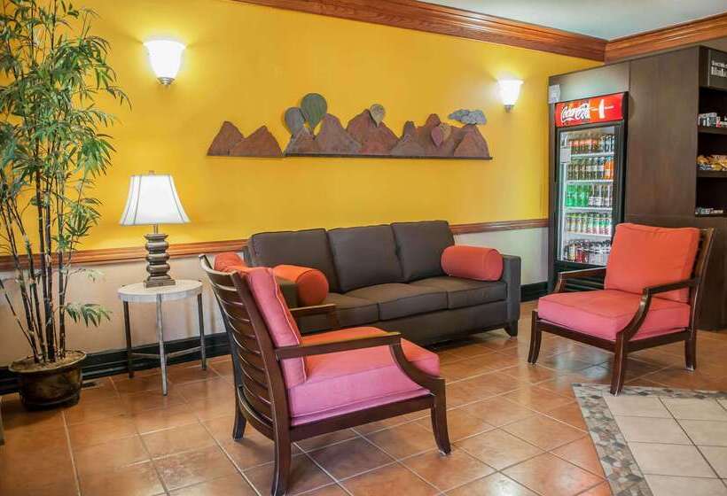 호텔 Comfort Suites North Albuquerque Balloon Fiesta Park