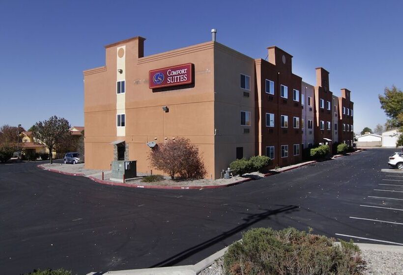 호텔 Comfort Suites North Albuquerque Balloon Fiesta Park