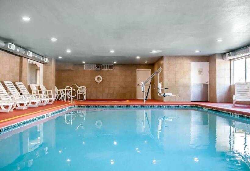 호텔 Comfort Suites North Albuquerque Balloon Fiesta Park