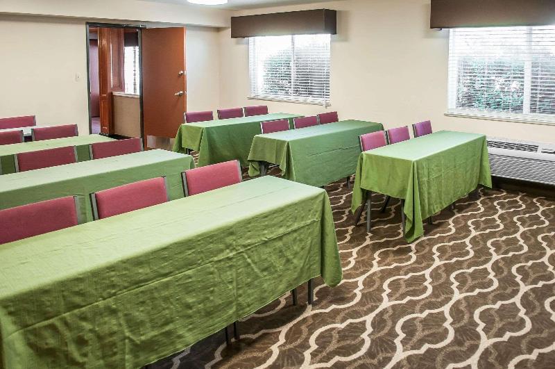 호텔 Comfort Suites North Albuquerque Balloon Fiesta Park