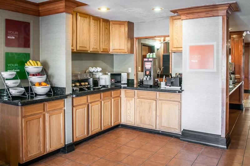 호텔 Comfort Suites North Albuquerque Balloon Fiesta Park