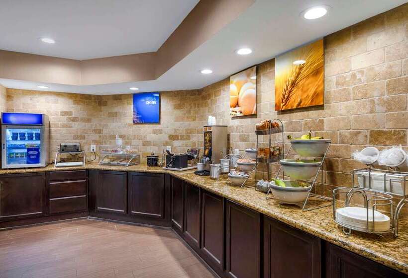 هتل Comfort Suites North Dallas