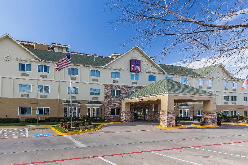 هتل Comfort Suites North Dallas
