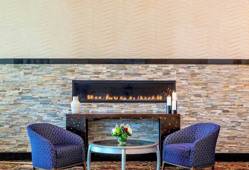 ホテル Crowne Plaza Boston Woburn, An Ihg